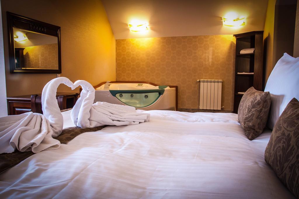Edelweiss Poiana Hotels Poiana Brasov Room photo